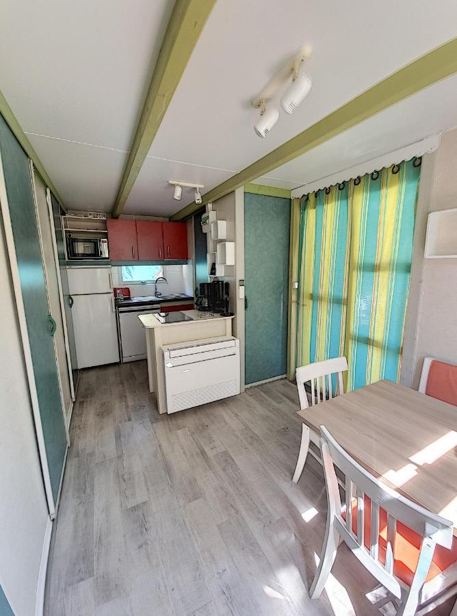 Avignon, Joli En Campagne Tres Proche De La Camping Aviñón